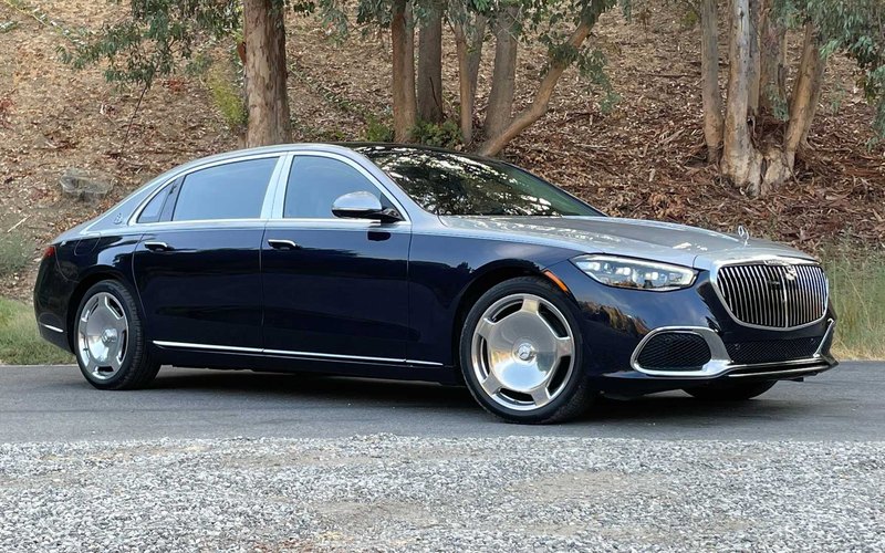 Mercedes-Maybach S 580 с водителем в Дубае